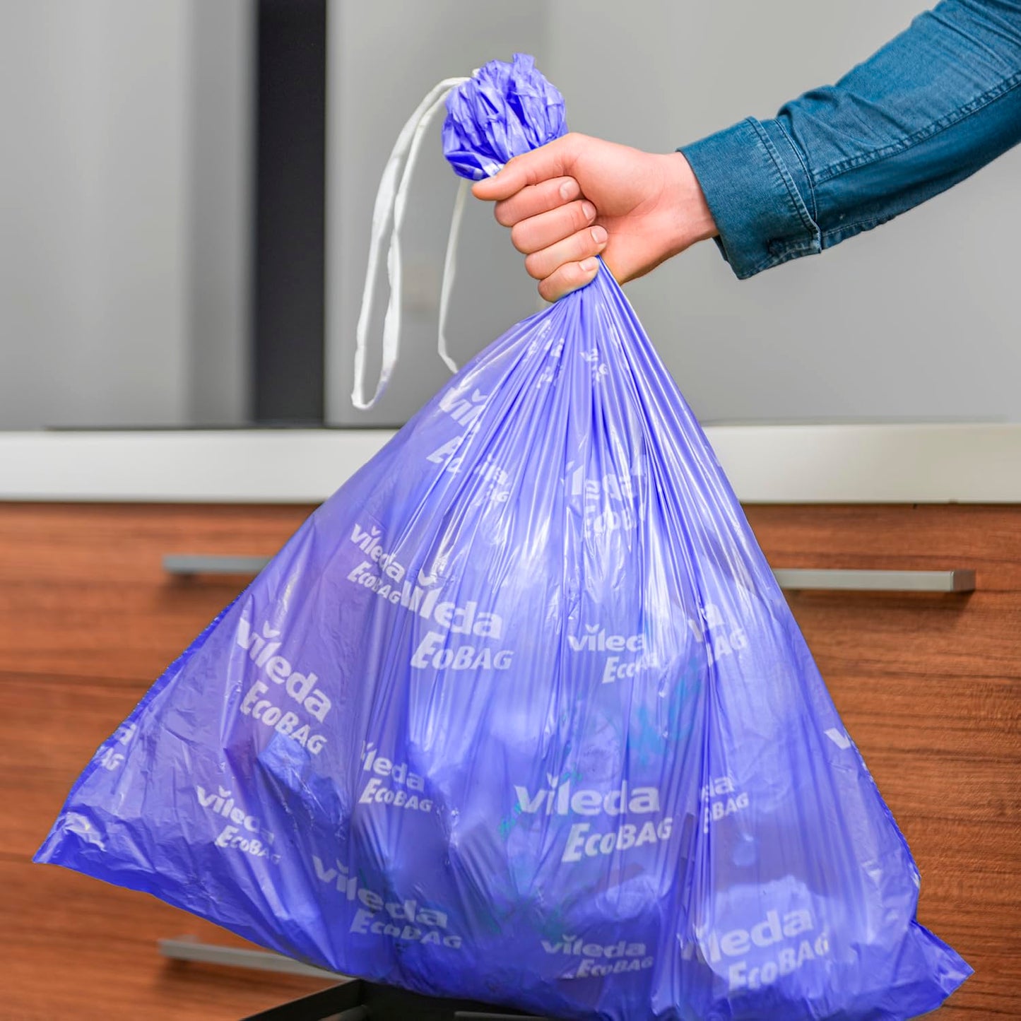 Vileda Büzgülü Lavanta Kokulu Çöp Torbası 30 Litre - 15'li, Mor, Orta